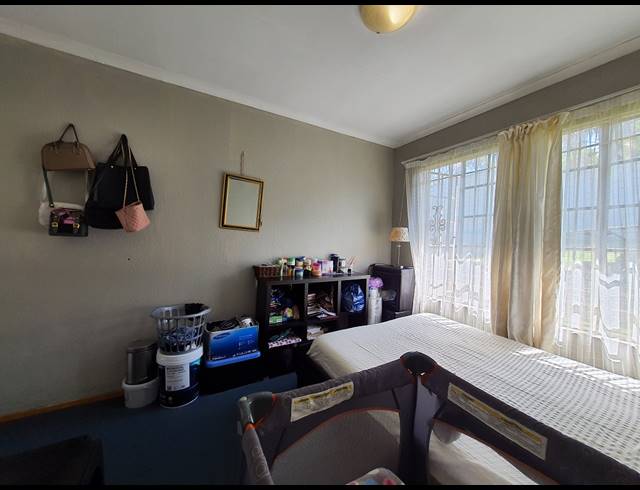 3 BEDROOM SIMPLEX FOR SALE IN COUNTRY VIEW